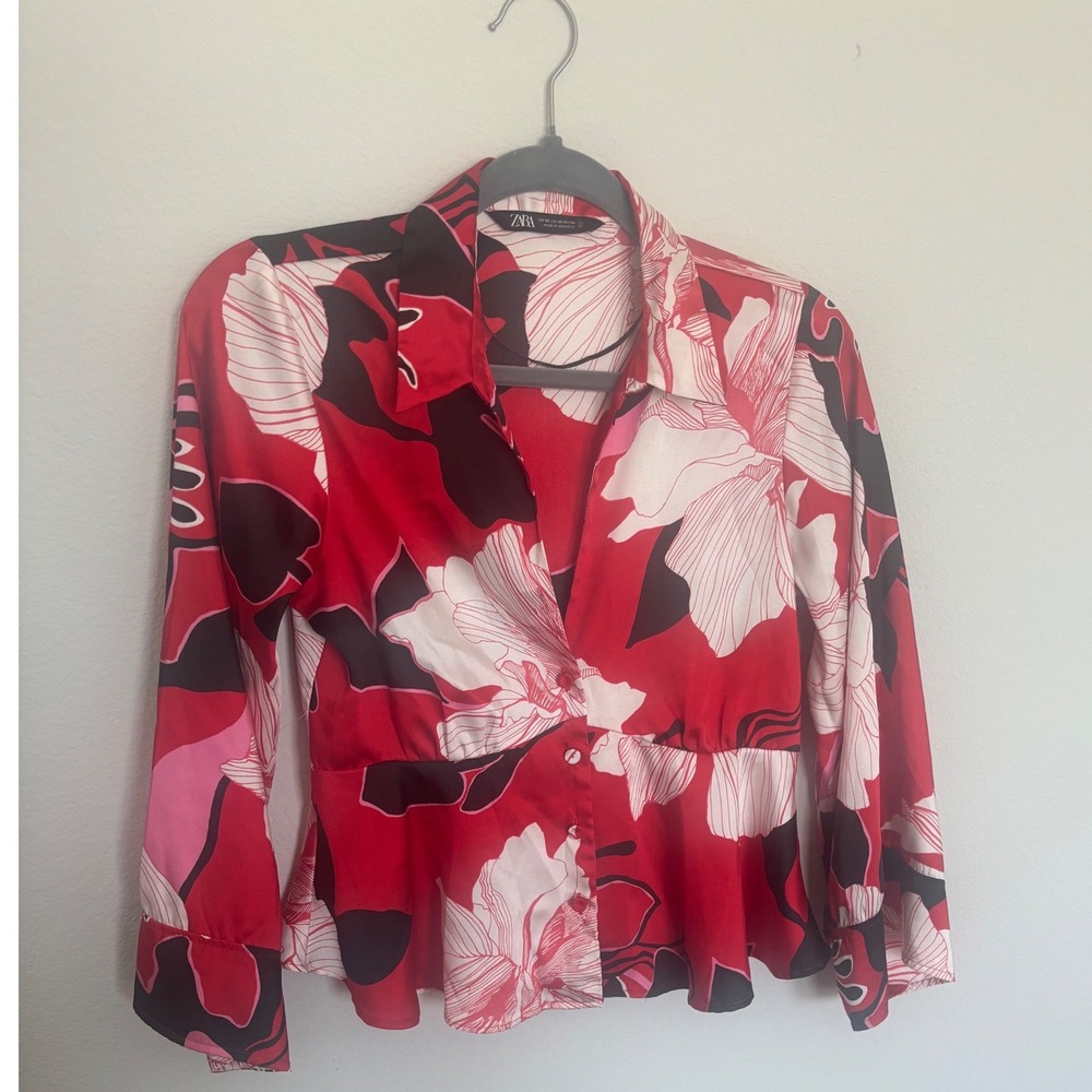 Zara Red Floral Satin Peplum Blouse Long Sleeve Button Down Shirt XS